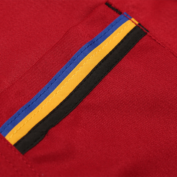 Vyrų šefų chalatas, twill audinys, 100% poliesteris, pamušalas 100% poliesteris, atsparus nešvarumams ir dezinfekcijai, keturi sezonai