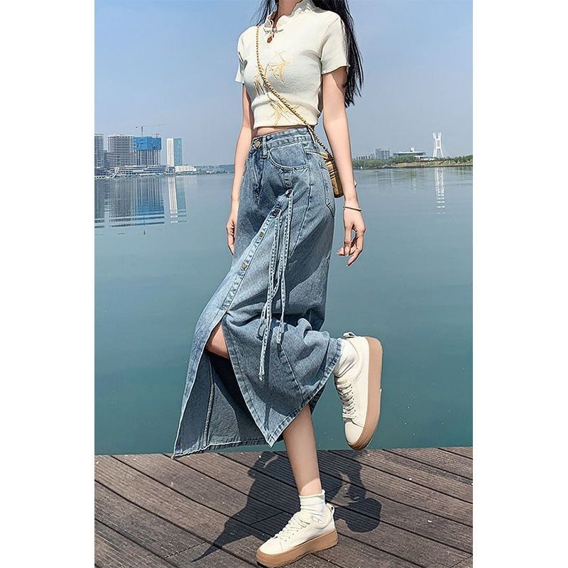 Ženska suknja u denimu, srednje duljine, mješavina pamuka, širi siluetu, jesen 2024