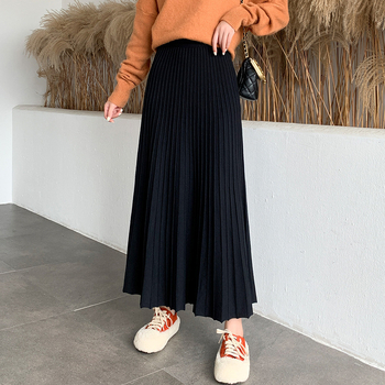 Dlhá rozšírená sukňa, jednofarebný vzor, zmes polyesteru a elastanu, patchwork prevedenie, zimná kolekcia 2025