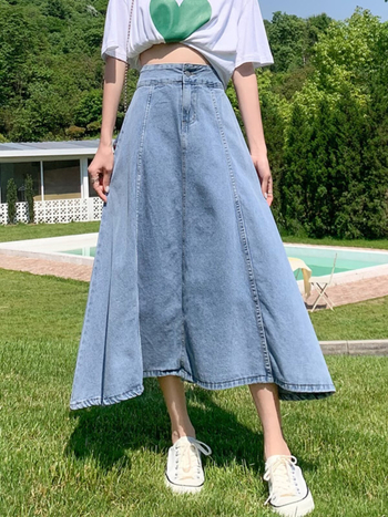 Ženska denim midi suknja, visok pojas, A-linijski kroj, jednobojni uzorak, pamuk-poliester tkanina, retro stil.