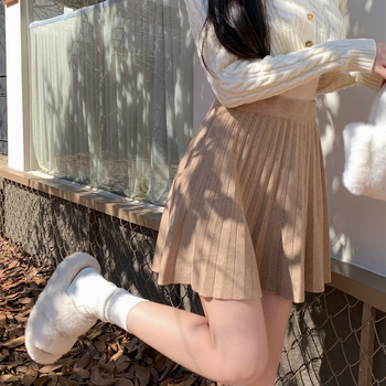 Fustă plisată tricotată, scurtă - model solid, amestec poliester-viscose, fibre acrilice, iarna 2023, stil casual japonez-coreean