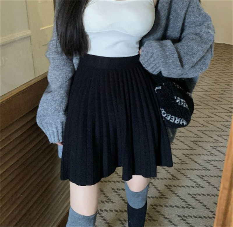Fustă plisată tricotată, scurtă - model solid, amestec poliester-viscose, fibre acrilice, iarna 2023, stil casual japonez-coreean