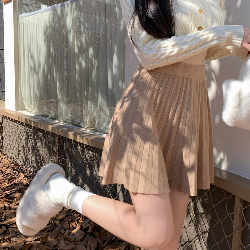 Fustă plisată tricotată, scurtă - model solid, amestec poliester-viscose, fibre acrilice, iarna 2023, stil casual japonez-coreean