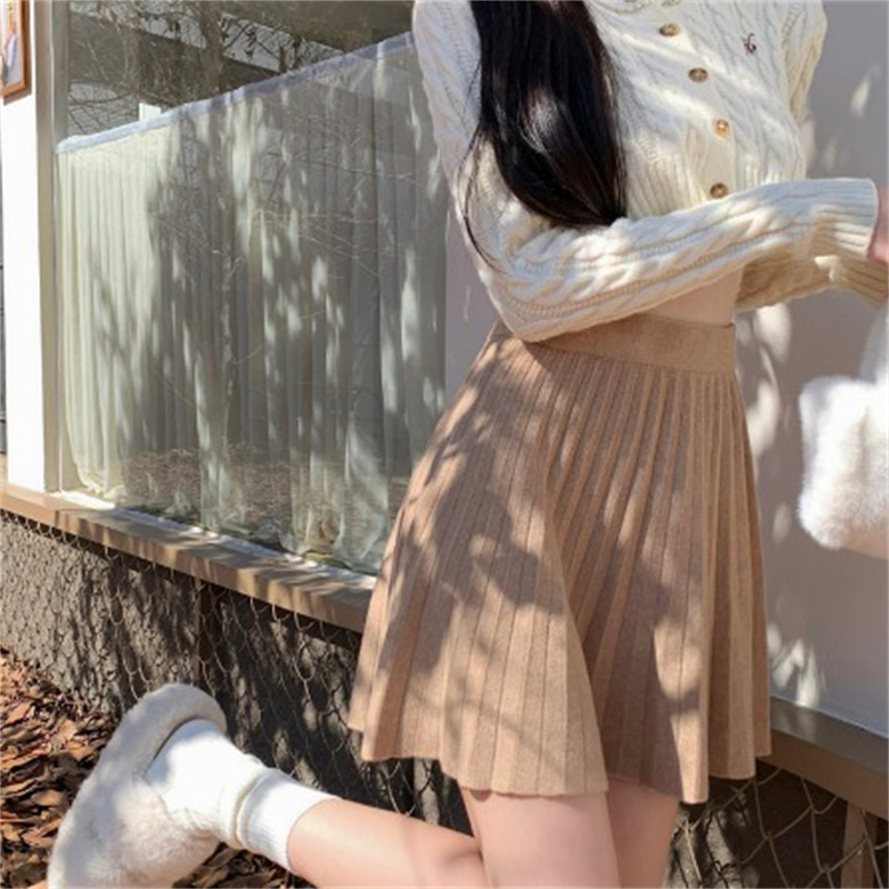 Fustă plisată tricotată, scurtă - model solid, amestec poliester-viscose, fibre acrilice, iarna 2023, stil casual japonez-coreean