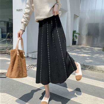 Sukňa A-siluetu, midi dĺžka, pletená, plisovaná, vysoký pás