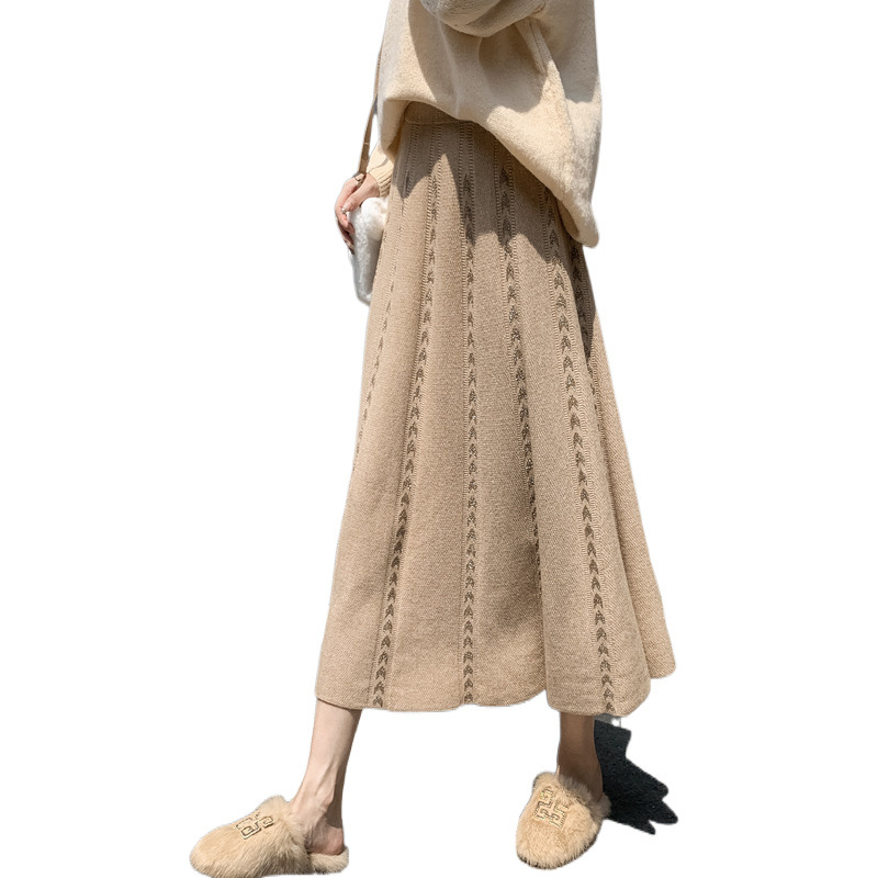 Sukňa A-siluetu, midi dĺžka, pletená, plisovaná, vysoký pás