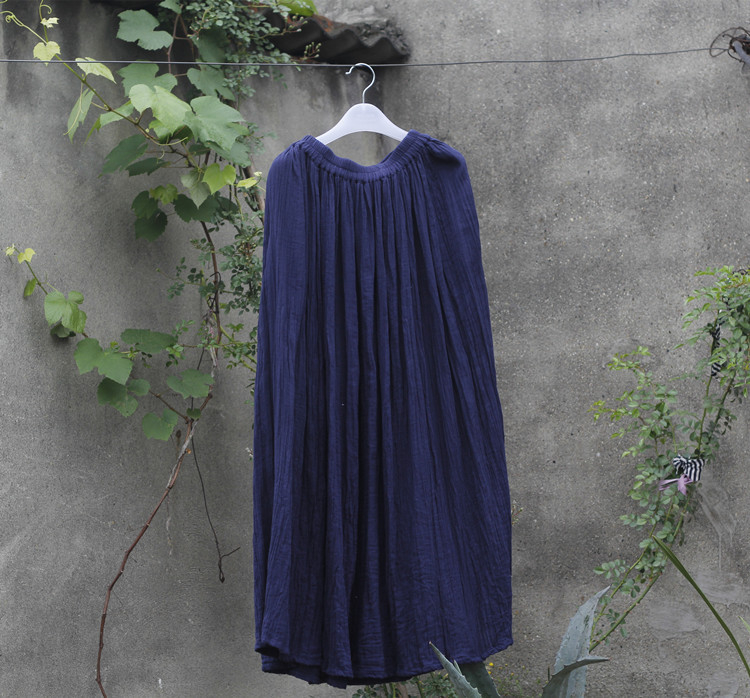 Moteriška medvilninė ilga klostuota sijonas - 90–95% medvilnės, literatūrinio retro stiliaus