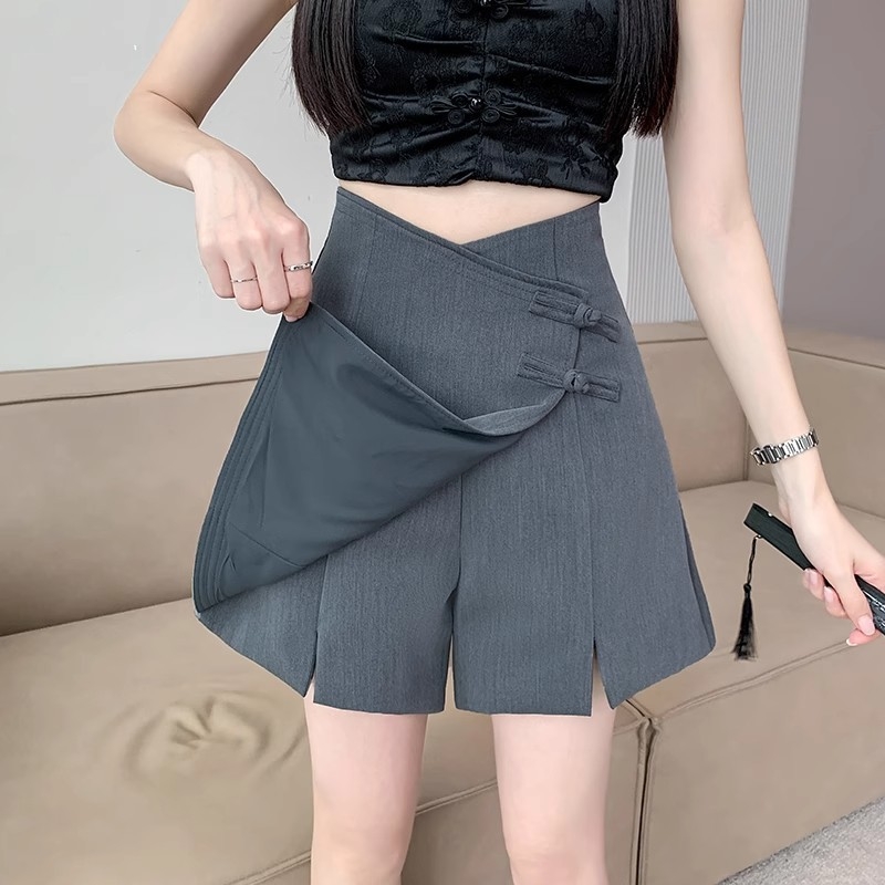 Poliesterio culottes su aukštu juosmeniu, miško stiliaus, trumpų šortų ilgis, mikroelastika — 2024 m. vasara