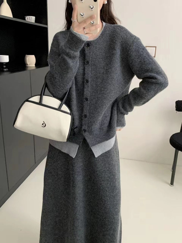 Megztas kardiganas ir sijono komplektas, ilgomis rankovėmis, midi sijonas, rudens 2024 išleidimas, poliesterio/akrilo mišinys, koliažo dizaino