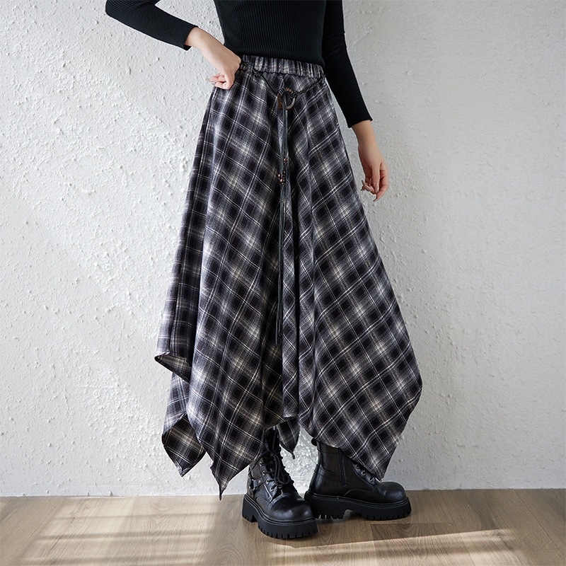 Fustă lungă Mori stil, plus size, talie elastică, model în grilă, tiv neregulat, poliester 80–90%