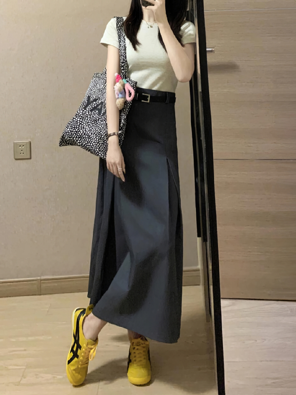 Fustă în linie A din chenille cu elastan, croială tridimensională, Primăvara 2025, stil socialite privat