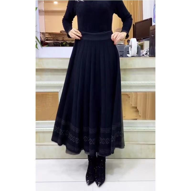 Fustă plisată din lână cașmir, lungime medie, talie înaltă, croială de iarnă groasă