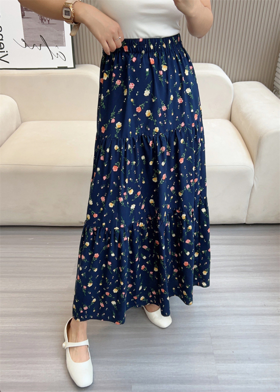 Fustă de femei în stil A-line, talie înaltă pentru subțiere, croială cu volum, model floral pe țesătură din bumbac-satin cu viscoză, lungime medie, vară 2024