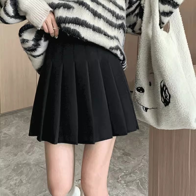 Fustă plisată în formă A cu talie înaltă, colecția toamnă-iarnă 2023, material poliester 90–95%