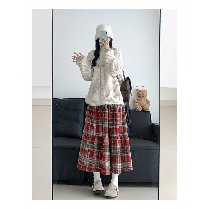 А-образна дълга пола с каре принт, полиестер, 95%+ основен материал, пролет 2025