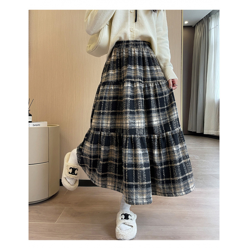 А-образна дълга пола с каре принт, полиестер, 95%+ основен материал, пролет 2025