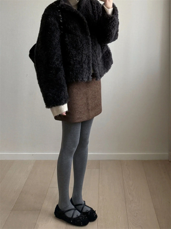 Fustă evazată tricotată din amestec bumbac-lână, conținut de lână sub 30%, iarna 2025