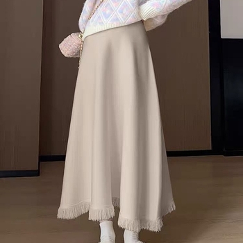 Sukňa s A-líniou, vlnená midi dĺžka