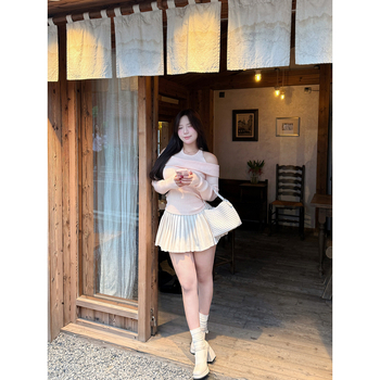 Плетен топ с качулка, вискоза, къс модел, кръгло деколте, рукав тип принцеса