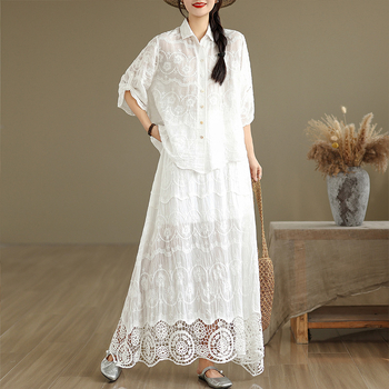 Set de femei: top brodat cu dantelă și fustă lungă evazată, model floral, bumbac, 90–95% bumbac