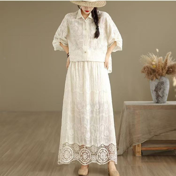 Set de femei: top brodat cu dantelă și fustă lungă evazată, model floral, bumbac, 90–95% bumbac