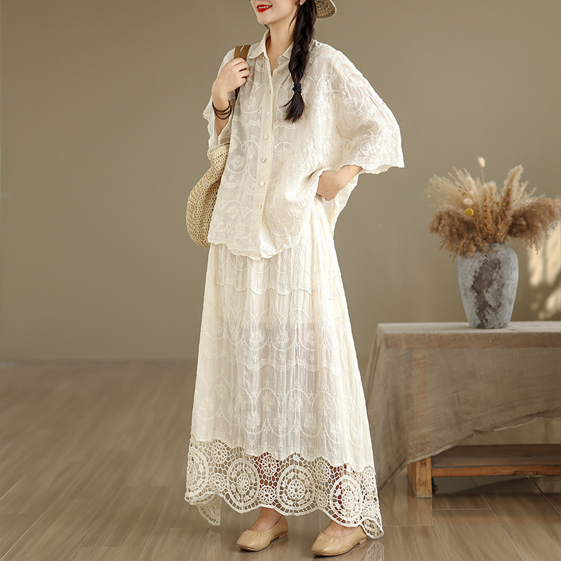 Set de femei: top brodat cu dantelă și fustă lungă evazată, model floral, bumbac, 90–95% bumbac