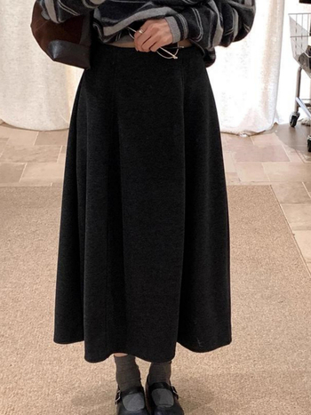 Sukňa bud štýlu, vysoký pás, mini dĺžka, bavlnená zmes s PU 30–50%, strihané šitie