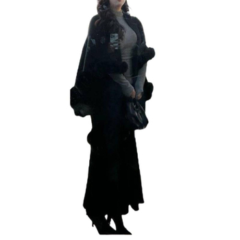 Set sukien s kožušínovým plášťom cez rameno, dlhé rukávy, mini sukňa, spandex zmes, jar 2025