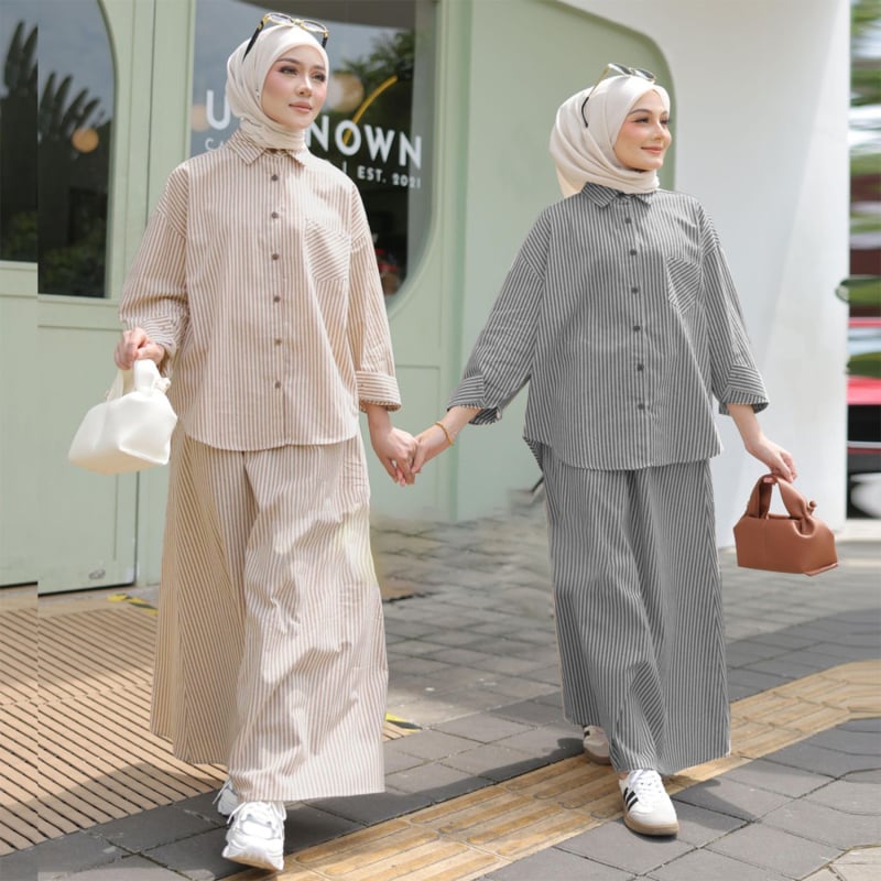 Dvojdielna súprava s pruhovaným kardigánom a sukňou pre ženy, top v štýle košele, priadené farbený polyester, zima 2025