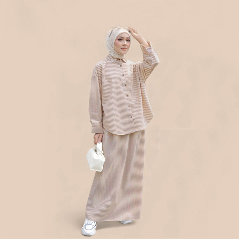 Dvojdielna súprava s pruhovaným kardigánom a sukňou pre ženy, top v štýle košele, priadené farbený polyester, zima 2025