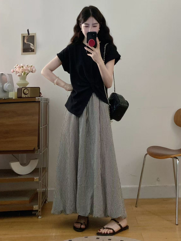 Dvojdielny set pre ženy: top a sukňa, PVC a spandex látka, na jar 2025