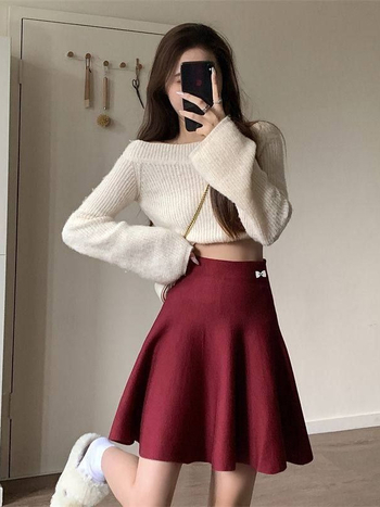 Dámska dáždniková sukňa, vzor mašľový uzol, bez žehlenia, 95% polyester, mikroelastická, jeseň 2025