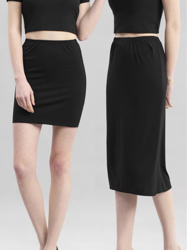 Milk Silk ravna suknja, 90-95% poliester, srednja duljina, visoka elastičnost