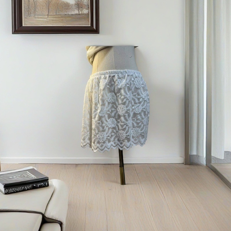 A-vonalú rövid szoknya akrilból, elasztánnal (<30%), magas rugalmasság, fő anyag 90-95%