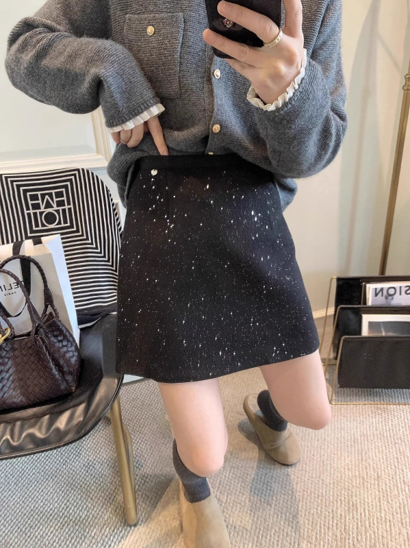 A-vonalú sequin szoknya poliészterből, mikroelasztikus, típus A, vasalás nélkül