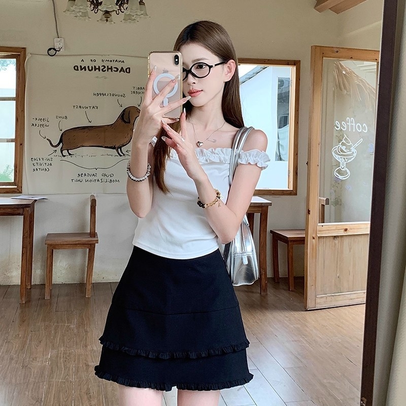 Hip-szoknya 3D mintával, vasalásmentes, poliészter anyag 80–90%, mikroelaszticitás, nyár 2025