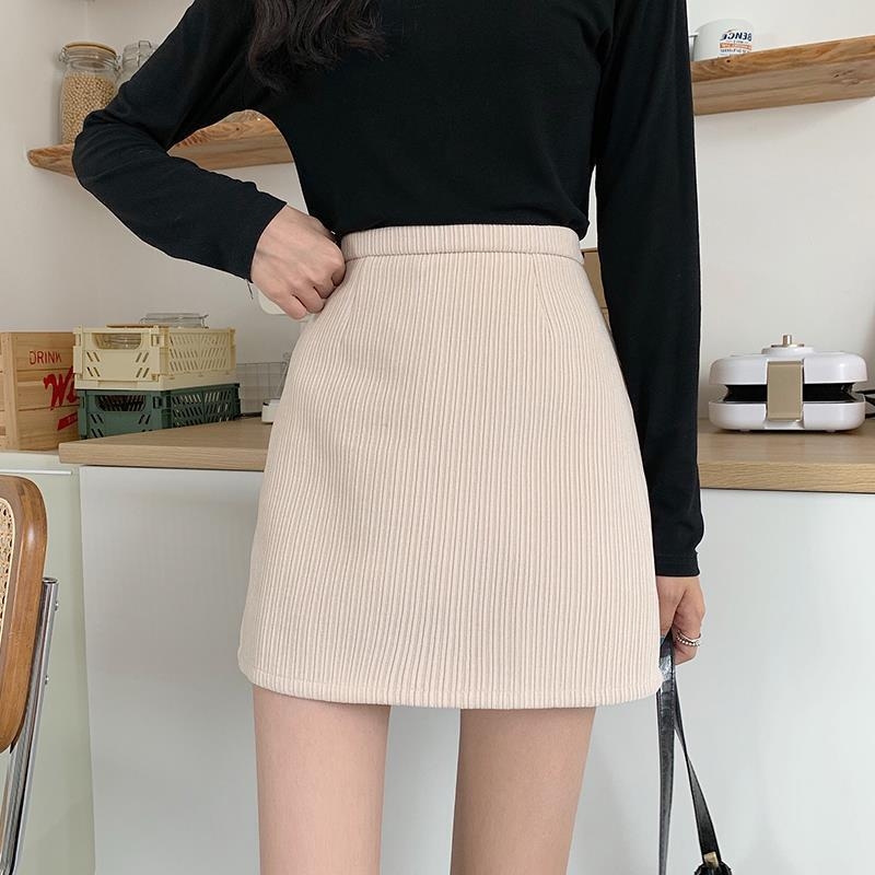 A-vonalú corduroy szoknya, vasalásmentes, mikroelasztikus, poliészter keverék 30–50%