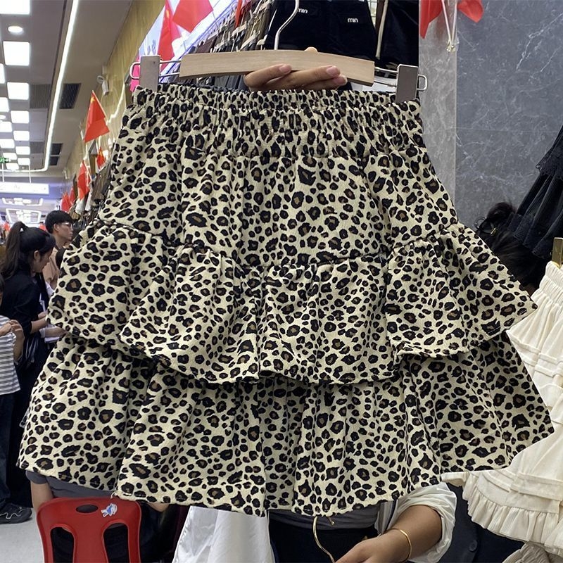 Leopárd mintás torta szoknya, kollázs varrás, poliészter anyag, mikroelasztikus, rövid fazon, 2025 tavasz