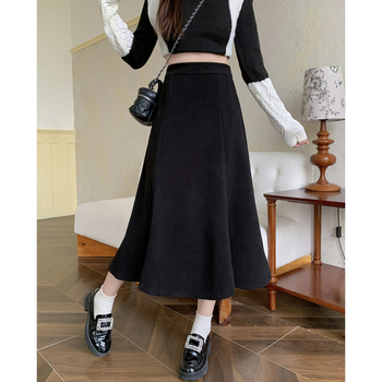 Sellő fazonú szoknya, középhosszú, poliészter, őszi 2025, elegáns mindennapi viselet