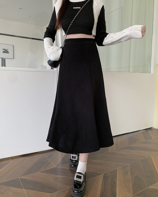 Sellő fazonú szoknya, középhosszú, poliészter, őszi 2025, elegáns mindennapi viselet