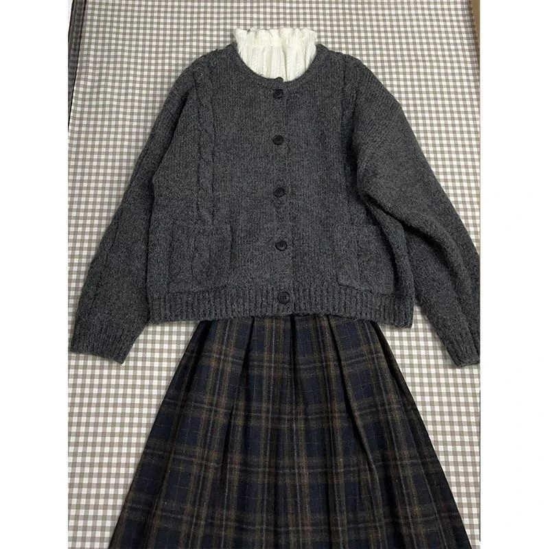 Ženski kostim s suknjom: elegantan uredski stil, duga suknja, dugi rukavi (Model: jednobojni; Duljina rukava: duga; Duljina suknje: duga; Tkanina: poliester s elastanom; Stil: uredski)