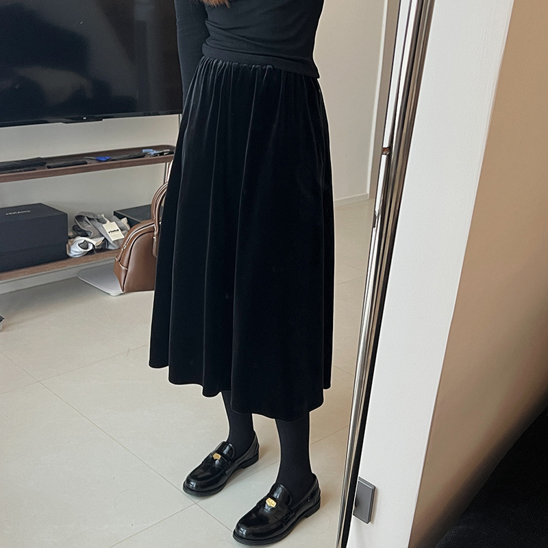 Velveto midi sijonas su aukštu juosmeniu, vienos spalvos, poliesterio audinys, vidutinio ilgio