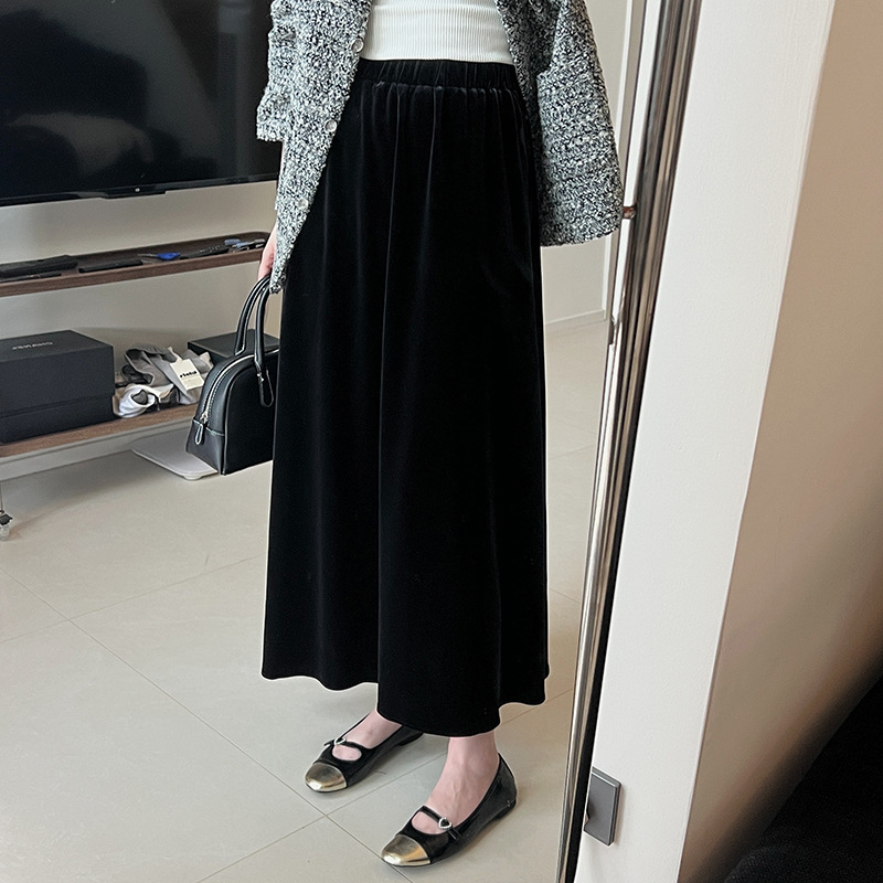 Velveto midi sijonas su aukštu juosmeniu, vienos spalvos, poliesterio audinys, vidutinio ilgio