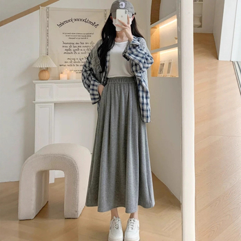 Moterų sijonas su vieno atspalvio raštu ir koliažo detalėmis, medvilnės audinys, vidutinio ilgio, mikroelastinis, ruduo 2025