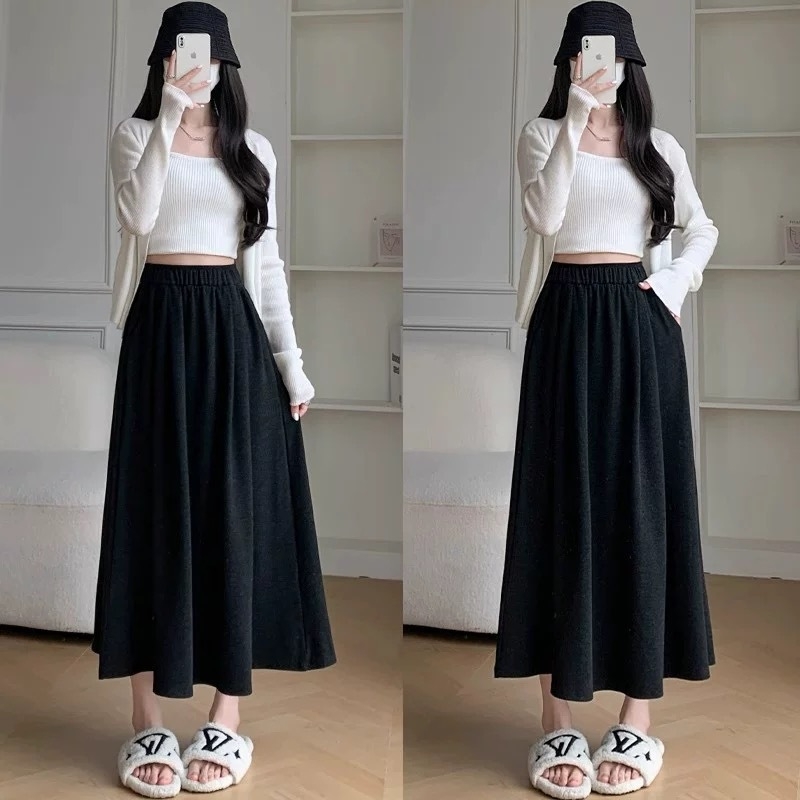 Moterų sijonas su vieno atspalvio raštu ir koliažo detalėmis, medvilnės audinys, vidutinio ilgio, mikroelastinis, ruduo 2025