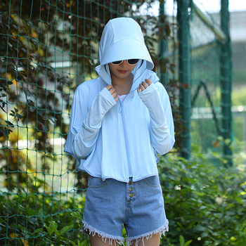 Sievietēm paredzēta kapucēta saules aizsardzības jaka, Ice Silk audums (poliesters + elastāns), īsa, brīva piegriezuma