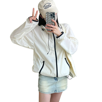 Sieviešu kapucēta neilona jaka ar UV aizsardzību, vēju izturīga un ūdens atgrūdoša, āra sporta stils, vasara 2025