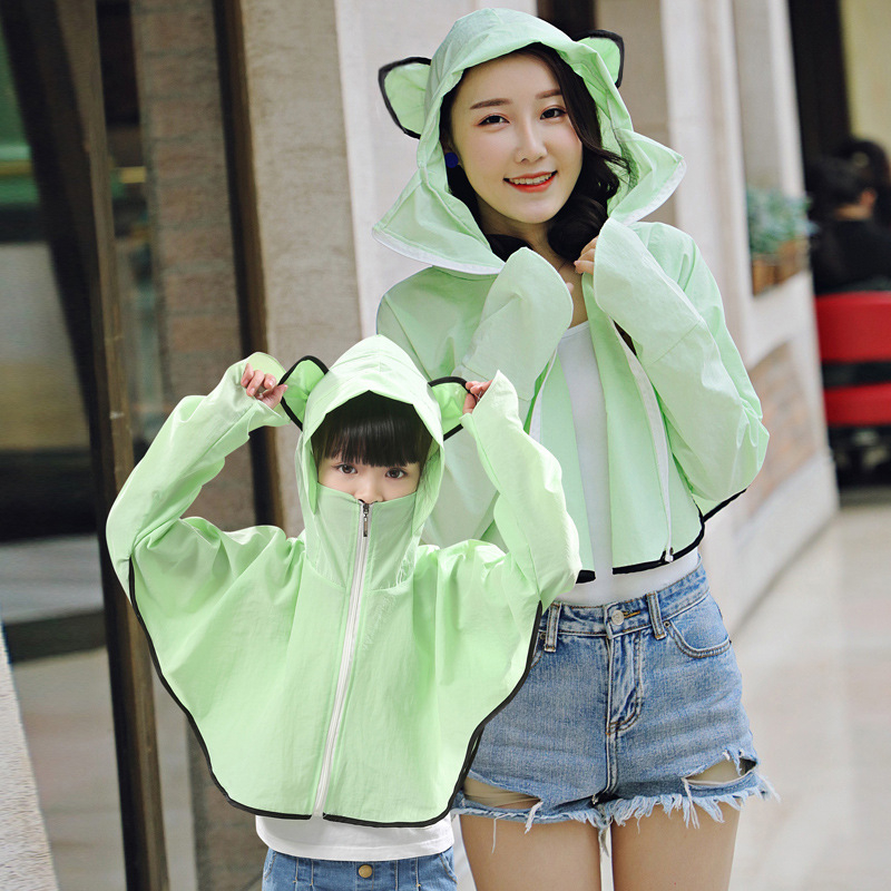 Meitenēm paredzēta Panda raksta šalle-jaka ar saules aizsardzību, poliesters, izšūta