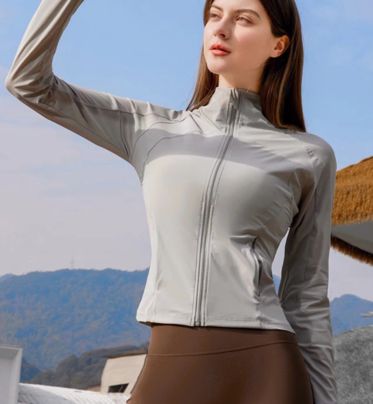 Ženska ljetna majica s UV zaštitom, lagana, prozračna, brzo se suši, UPF50+, najlon tkanina, model JOY5116