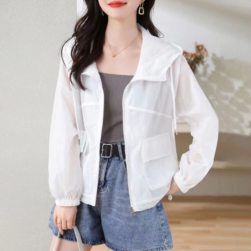 Ženski hooded top od Tencel lyocell materijala 90–95%, motociklistički stil, raglan rukavi, ljetno izdanje 2024